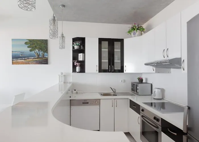 Ela Apartman Makarska