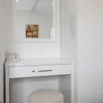 Ela *