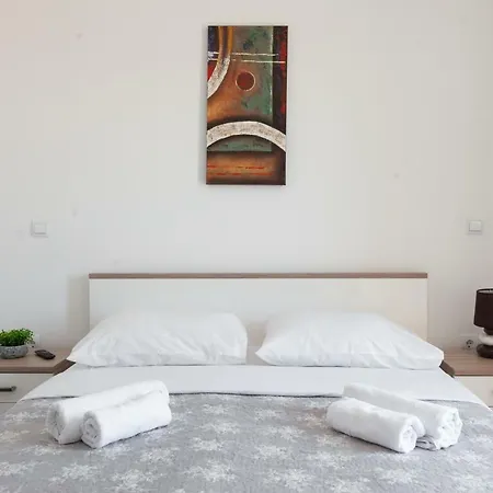 Ela Apartment Makarska