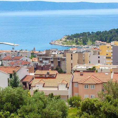 Ela * Makarska