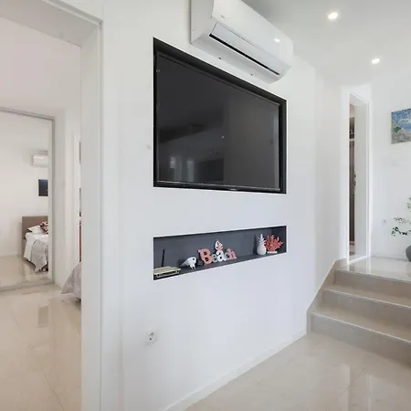 Ela Apartment Makarska